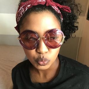 Heart sunglasses-comes with case!